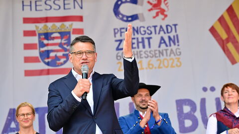 Ministerpräsident Boris Rhein hat den 60. Hessentag in Pfungstadt eröffnet. 