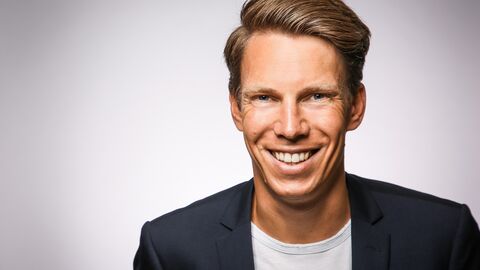 Portraitfoto Matthias Schmidt