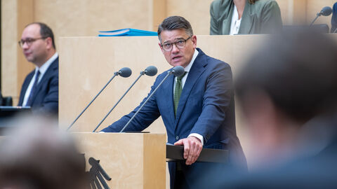 Boris Rhein spricht vor Bundesrat