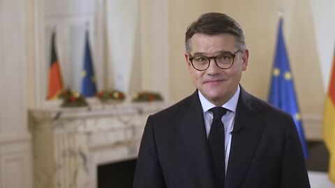 Ministerpräsident Rhein bei seiner Neujahrsansprache