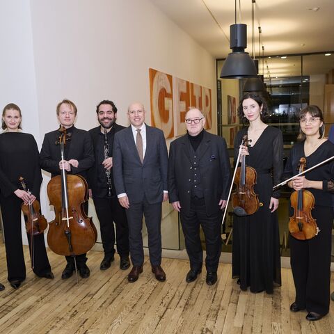 Minister Manfred Pentz und das Ensemble Lebensmelodien