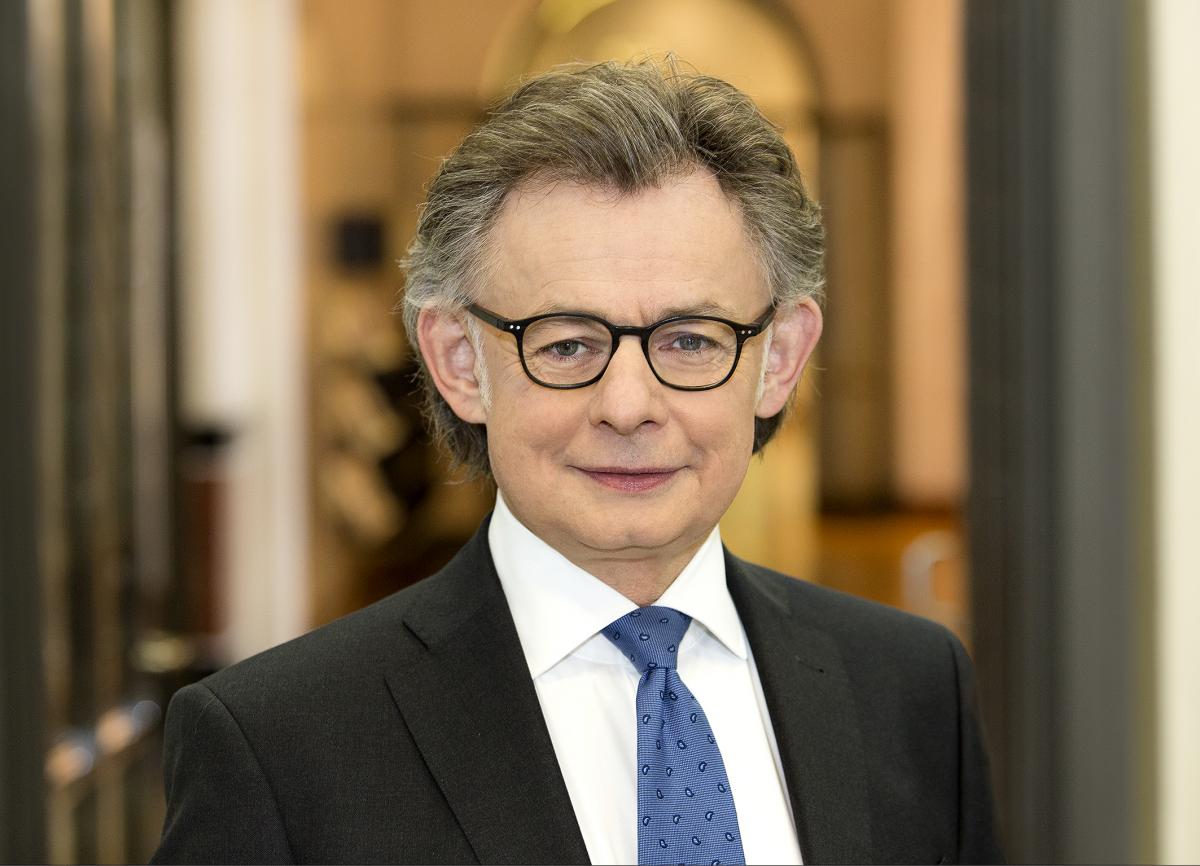 „Bernd Reisig Stiftung helfen helfen“ gefördert staatskanzlei.hessen.de