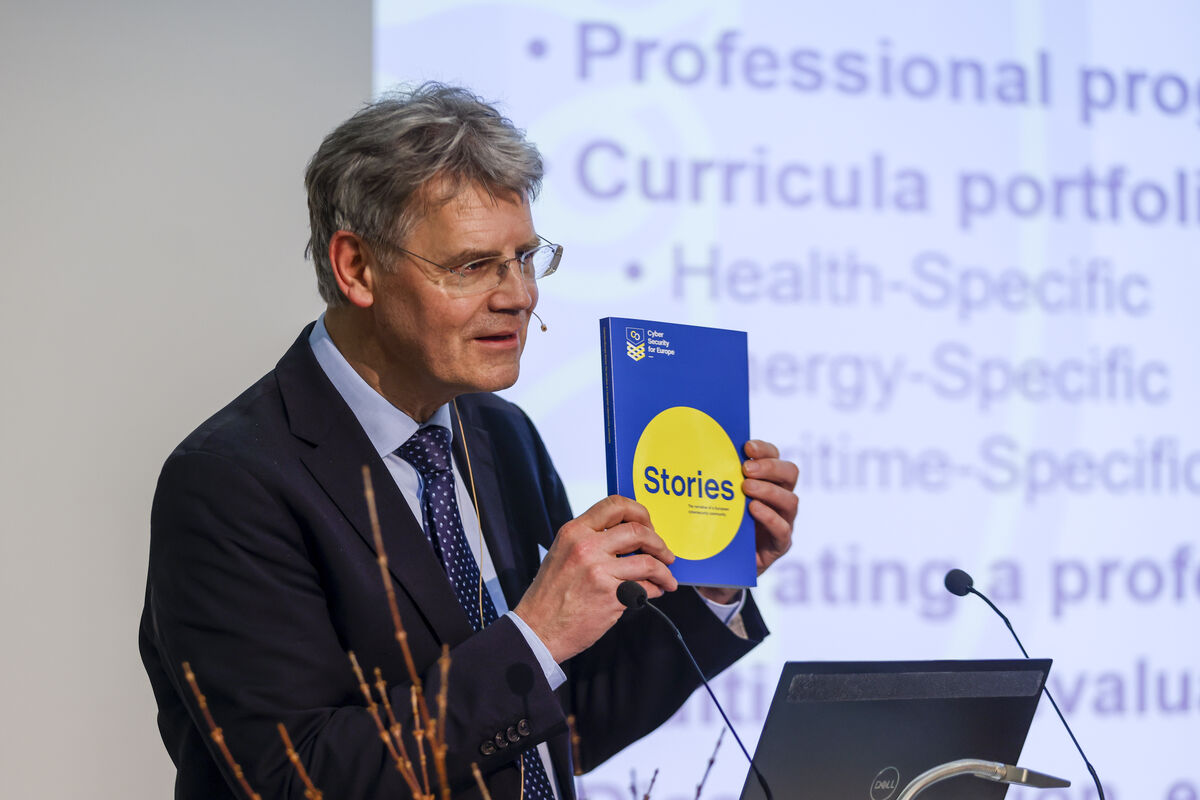 „Kompetenzen in der Cybersicherheit stärken Podiumsdiskussion zum